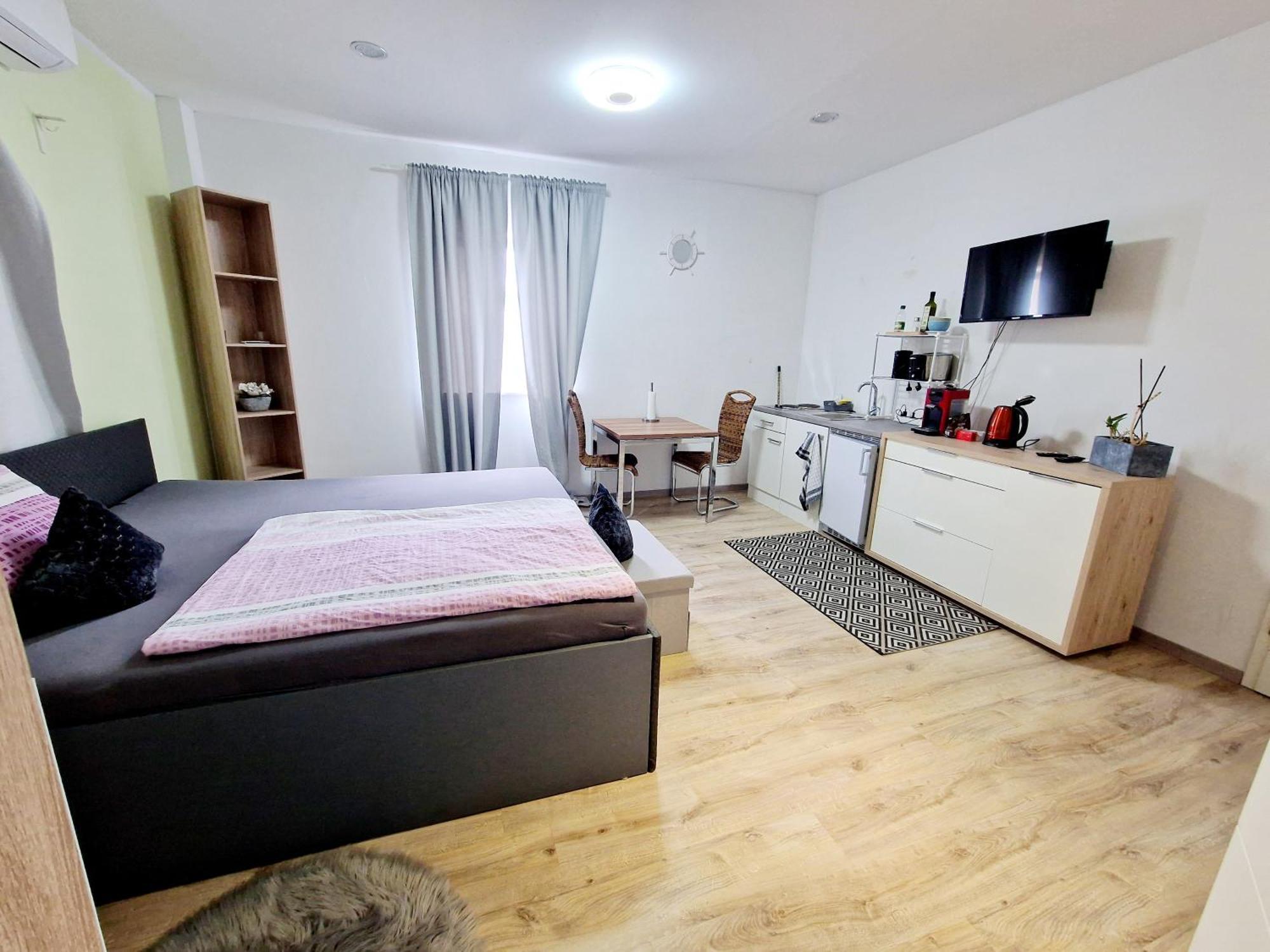 Ibo-Apart 1 Zimmer Apartment In Herzogenaurach Eksteriør bilde